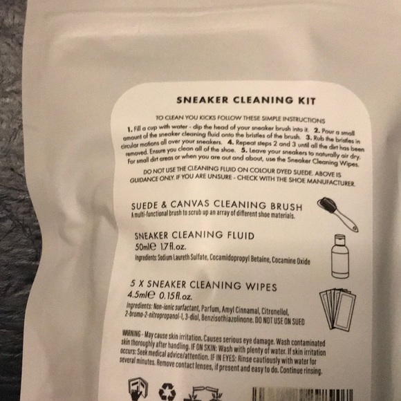 Sneaker cleaning kit 👟 - Picture 3 of 3